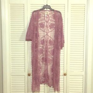 Plus Size Lace Duster